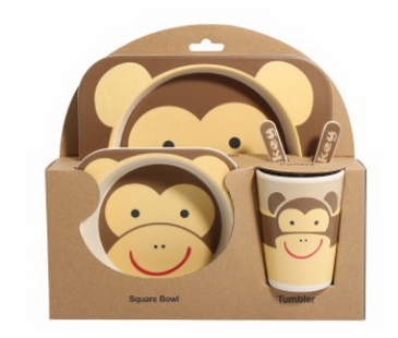 Stoviglie in bamboo bio atossico per bambini